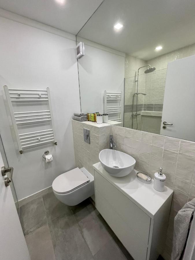 Cozy 1 Bedroom Apartment 오라데아 외부 사진